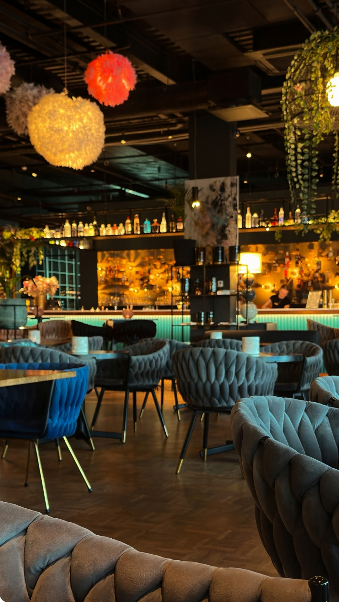 Restaurantes y bares